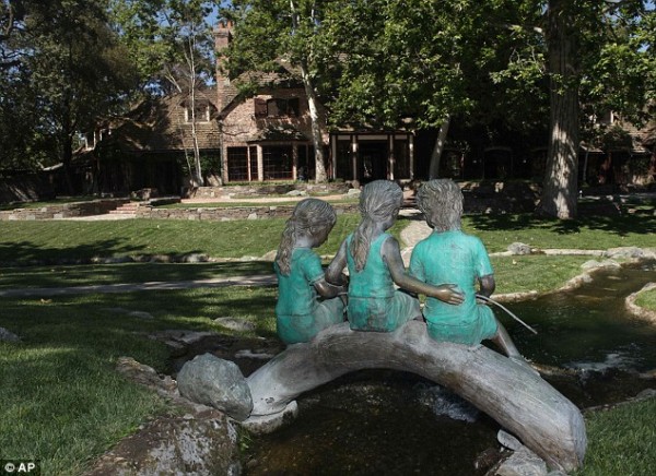 Statues From Neverland