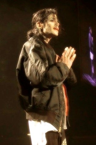 Earth Song was the last song Michael sang.  On that day he was freezing again